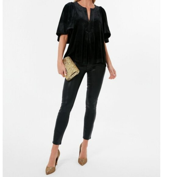 Pomander Place Black Velvet Finley Flutter Sleeve Top Size Medium - Picture 1 of 12